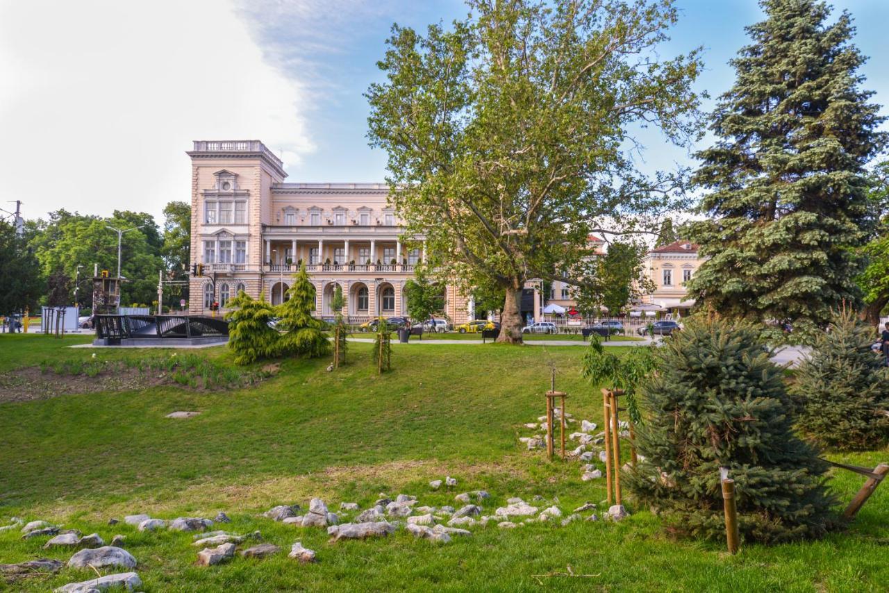 Mocca Studio Next To Crystal Garden And Russian Church Szófia Kültér fotó